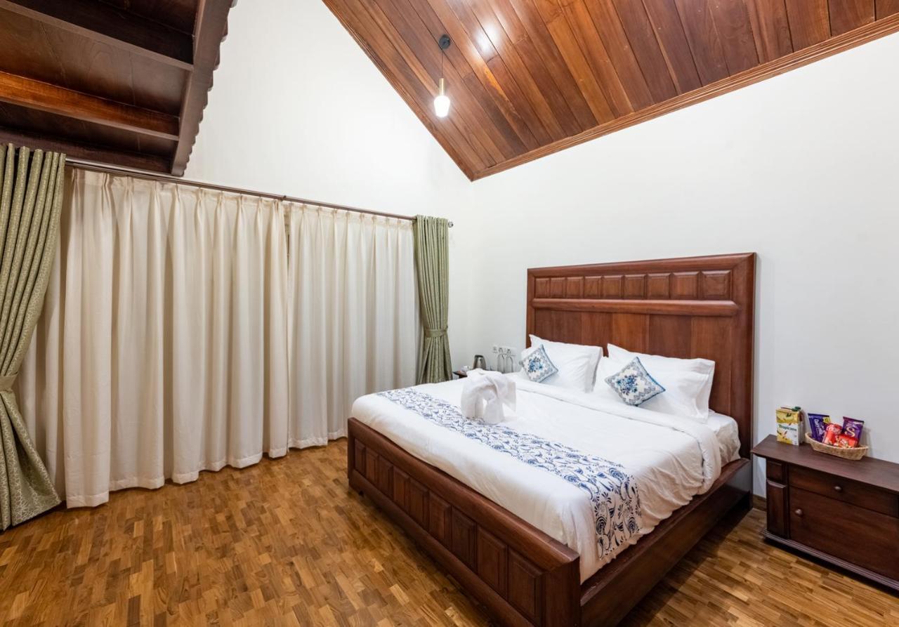 Hotel Petals Nilgiris Ooty Esterno foto