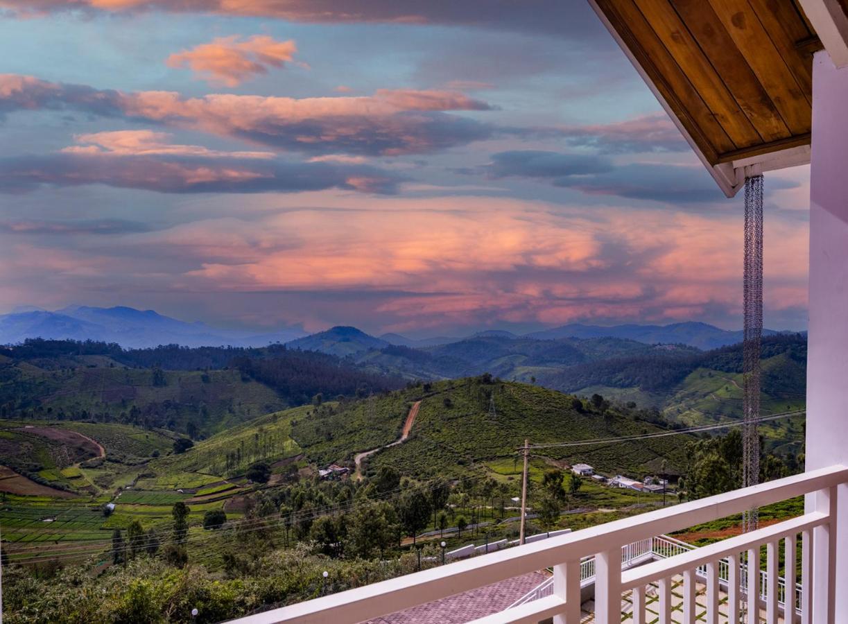 Hotel Petals Nilgiris Ooty Esterno foto